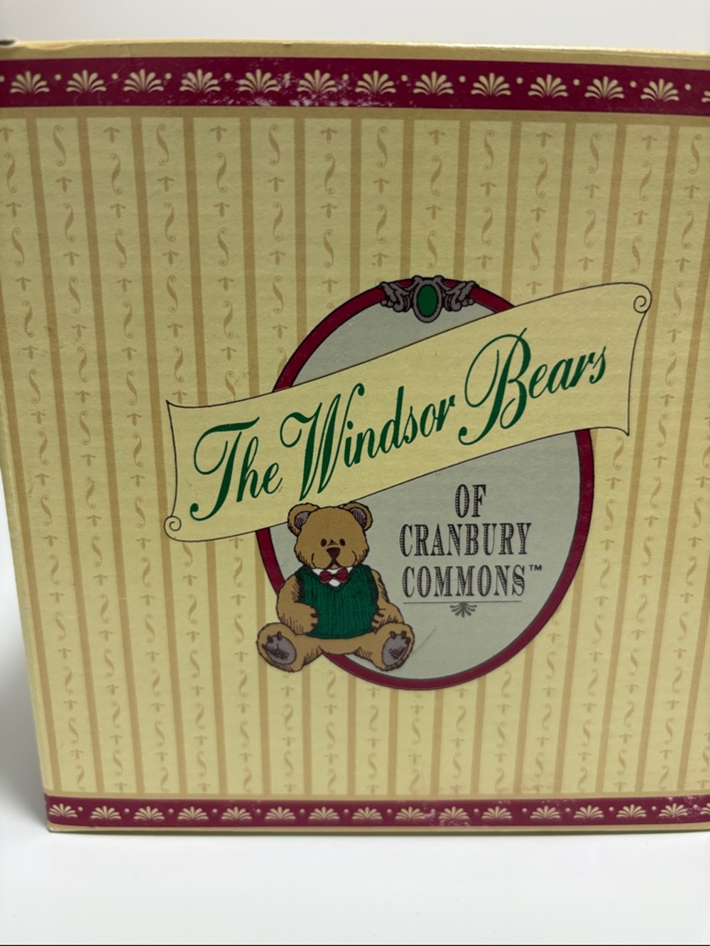 The Windsor Bears of Cranbury Commons Ryan "Watch Your Step" NIB #531/5023